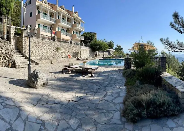 Merlot Village 4*